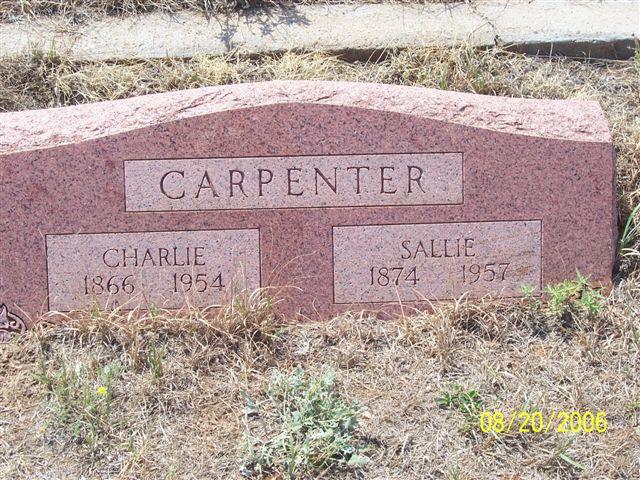 Tombstone of Charlie Carpenter (1866-1954) and Sallie Carpenter (1874-1957)