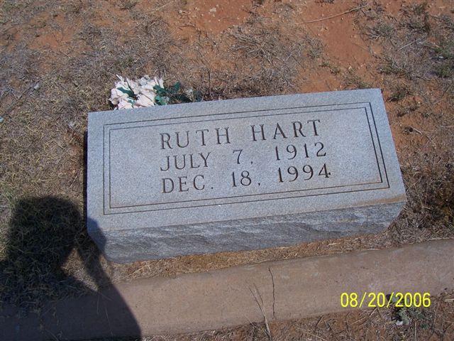 Tombstone of Ruth Hart (1912-1994)