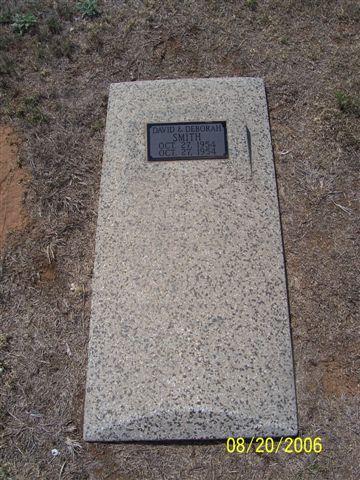 Tombstone of David and Deborah Smith (1954-1954)