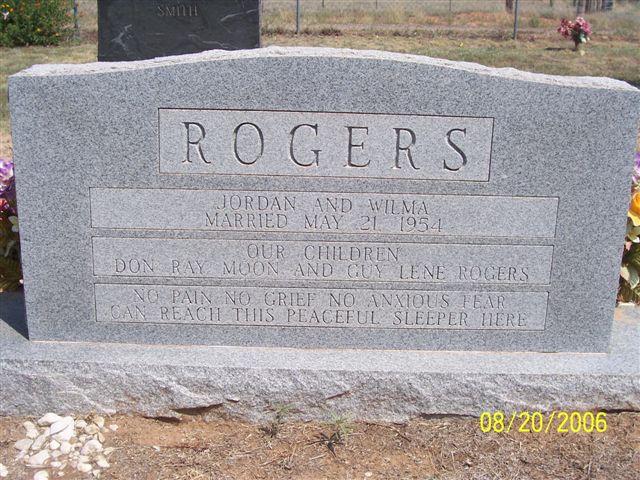 Tombstone of Jordan and Wilma Rogers with names of their children