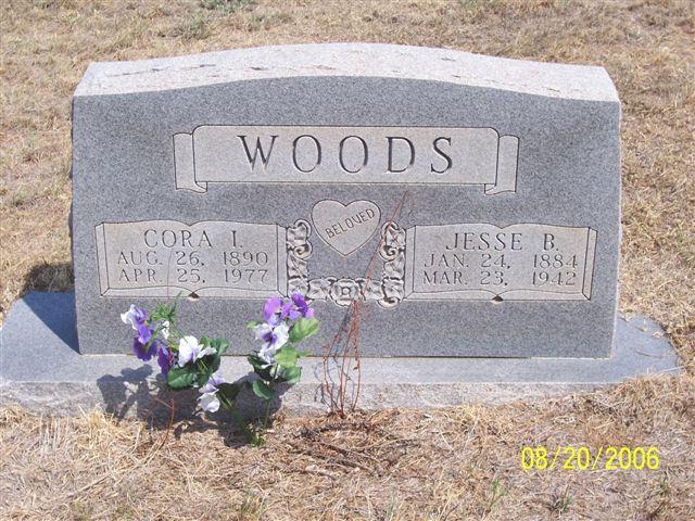 Tombstone of Jesse B. Woods (1884-1942) and Cora I. Woods (1890-1977)