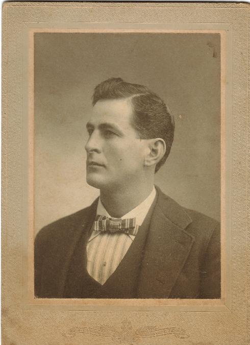 George W. Douglas (1879 - 1917)